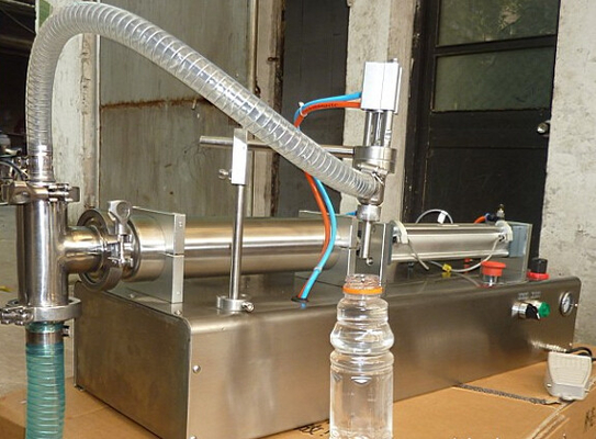 semiautomatic oil filling machine