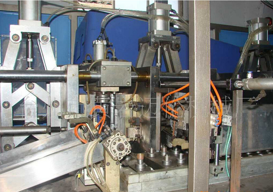 YD- 3500 automatic blow moulding machine